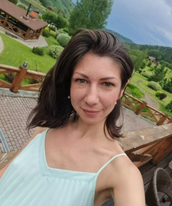 Опыт и страсть - мое второе имя! 😈 Встречи со мной - это настоящее наслаждение, полное релаксации и истинного удовольствия. 💋 Я знаю, как доставить тебе незабываемые моменты, являясь мастером в искусстве удовлетворения мужчины. Мои услуги полны разнообразия, от классики до экзотики. 🌟 У меня всегда есть время для тебя, ведь я живу в Москве, столице соблазна и страсти. 🌇 Чтобы узнать все подробности, посмотри мои фото и прочитай отзывы – они говорят сами за себя. Сделай шаг к самым пикантным эмоциям, и я подарю тебе незабываемые мгновения! 💫🔥 Иония